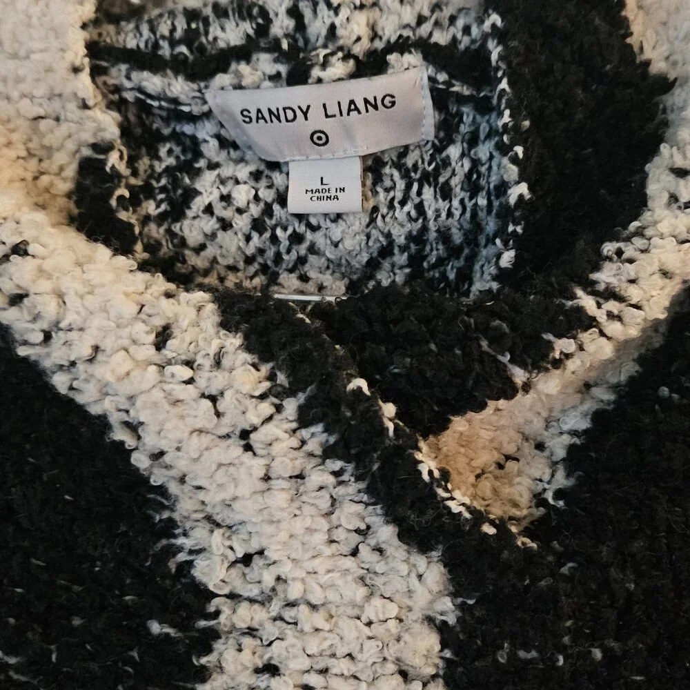 SANDY LIANG Pullover Hoodie - Picture 3 of 4
